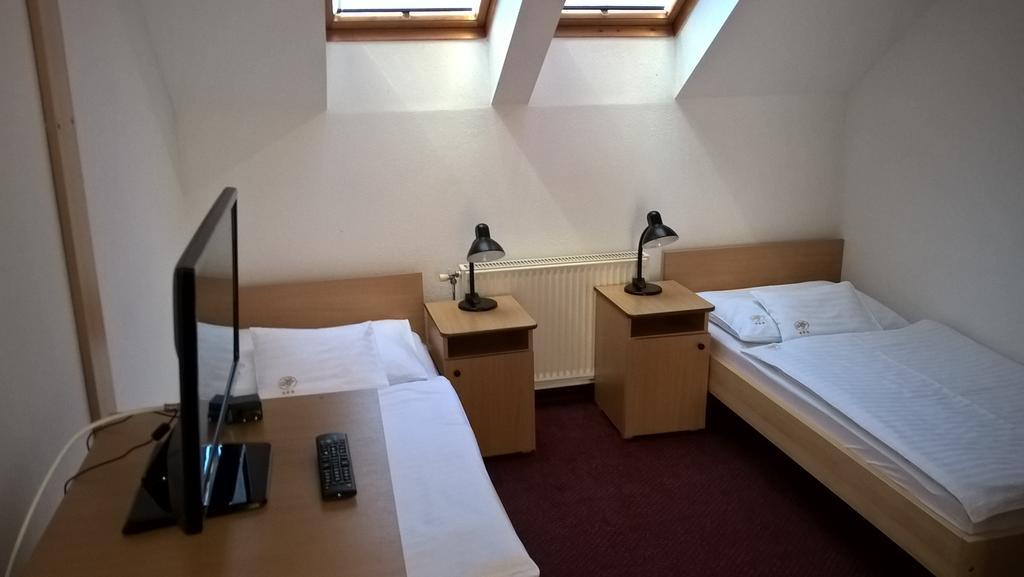Hotel Thelena Tolna 외부 사진
